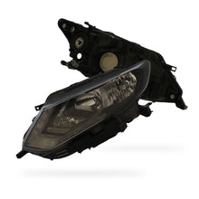 Nissan X-Trail T32 Black Headlights 2017 - 2022 OEM-Style Aftermarket Left & Right