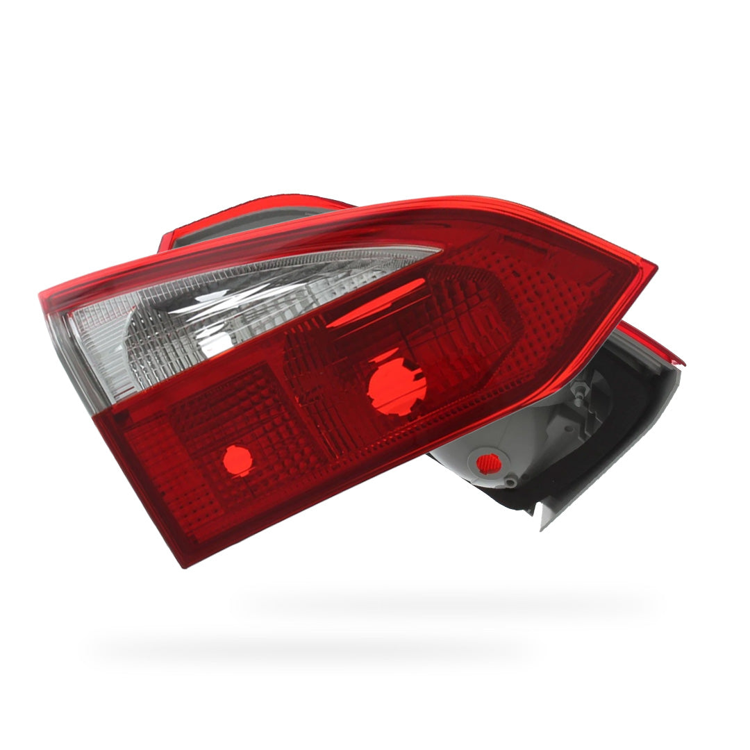 Ford Focus Mk3 Estate Inner Halogen Tail Lights 2011 - 2015 OEM-Style Aftermarket Left & Right