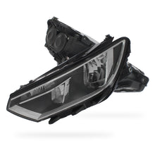 Volkswagen Passat B8 Black Headlights 2014 - 2019 OEM-Style Aftermarket Left & Right